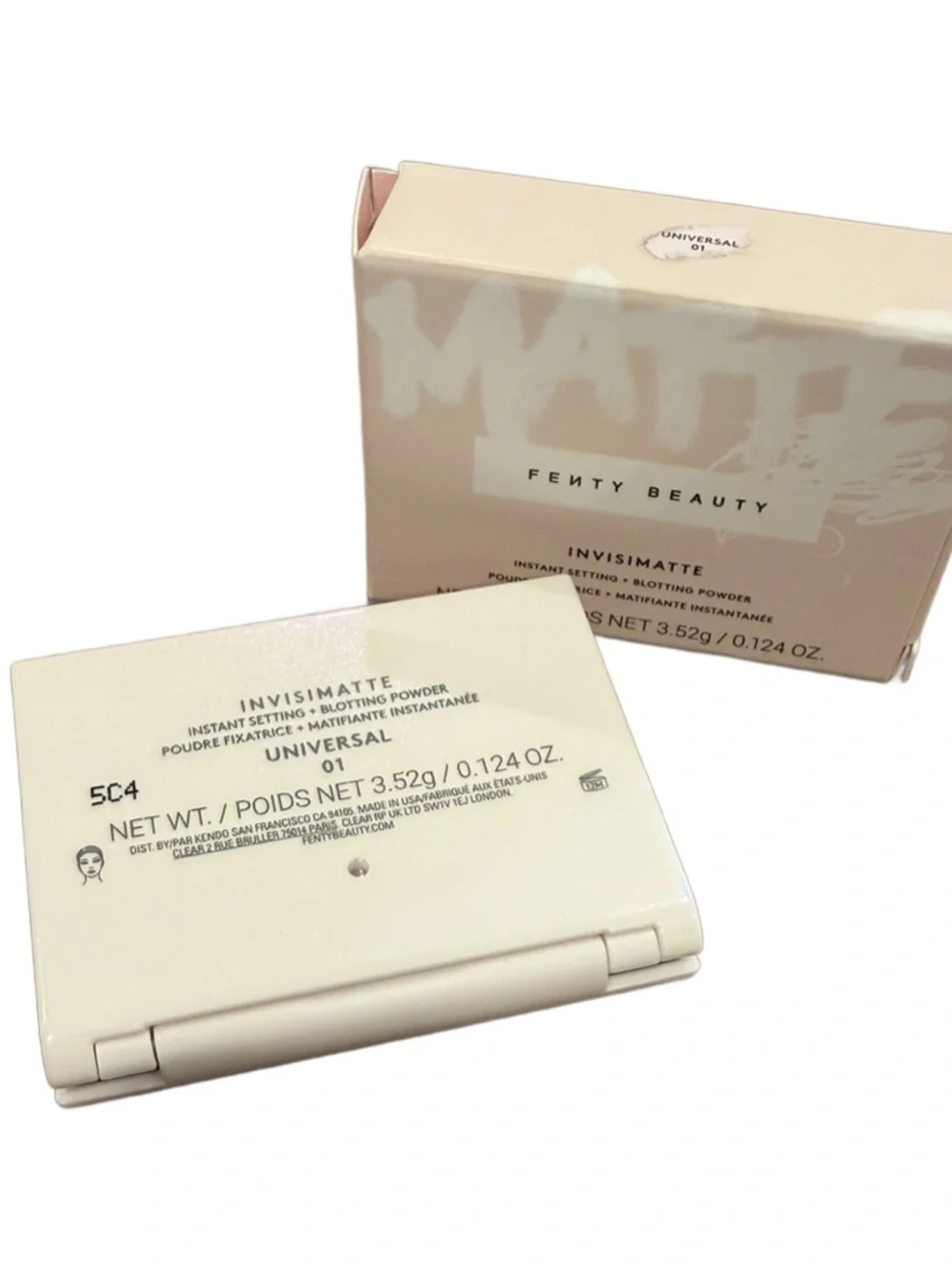 Fenty Beauty Invisimatte Instant setting + blotting powder- Translucent